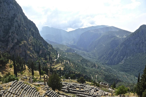 Delphi:Oracle & Ancient Wonders Private Day Tour from Athens