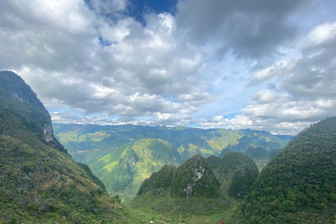 Ha Giang Loop Mama&#039;s 3D2NHanoi: tour ad anello di Ha Giang di 3 giorni con pasti e alloggio