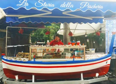 Catania Street Foodtour: Fischmarkt & Stadtzentrum