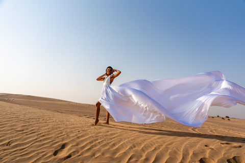 Dubai: Private Photoshoot with Hotel Pickup and Drop-offPrivate 3-Hour Photoshoot in 3 Locations