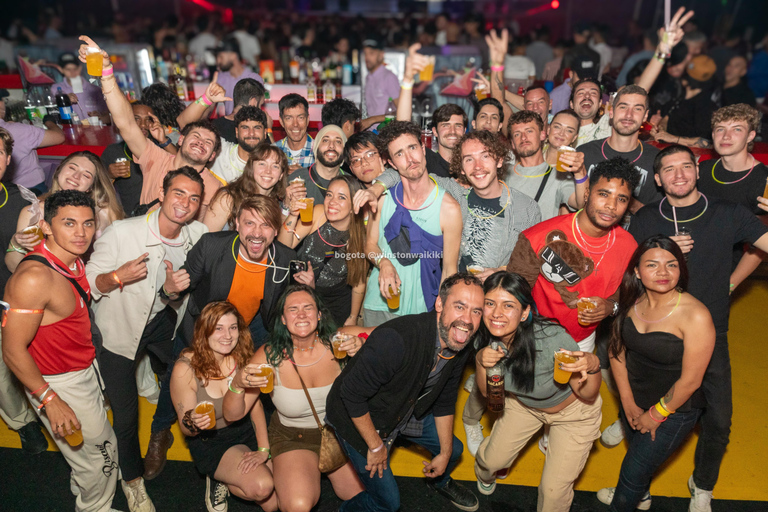 Bogota: Theatron Tour & The Party Bus! Drinks, Bus & Fun
