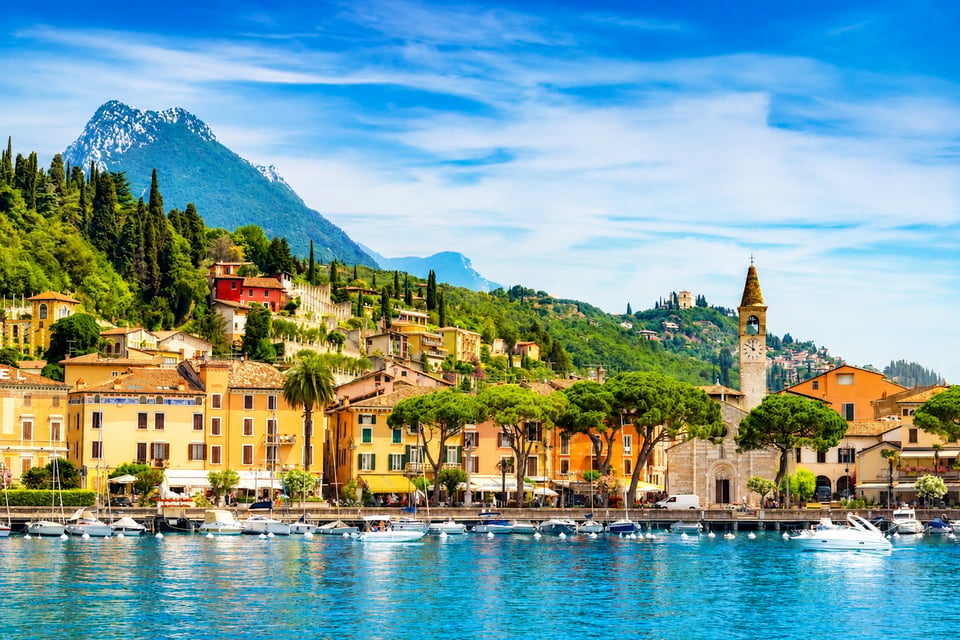 Ab Mailand: Bootsfahrt - Verona, Sirmione & Gardasee Ab Mailand: ...