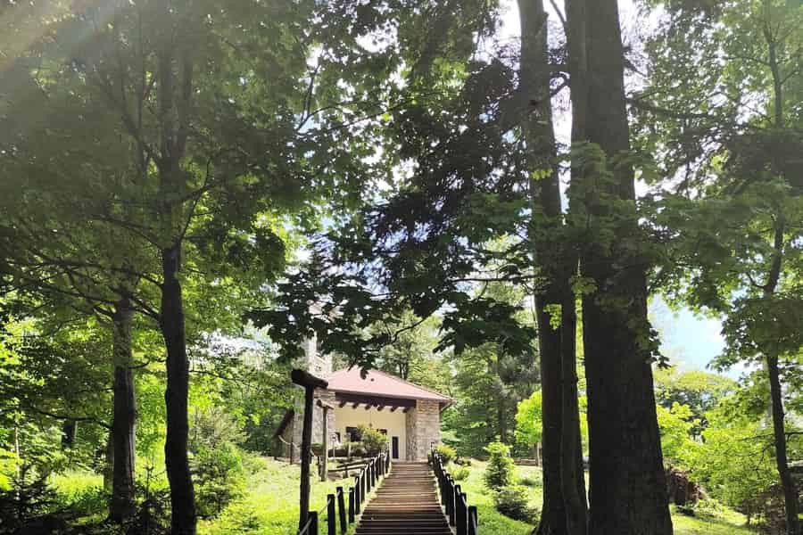 Entdecken Sie die Medvednica: das grüne Herz von Zagreb. Foto: GetYourGuide Entdecken Sie die Medvednica: das grüne Herz von Zagreb. Foto: GetYourGuide