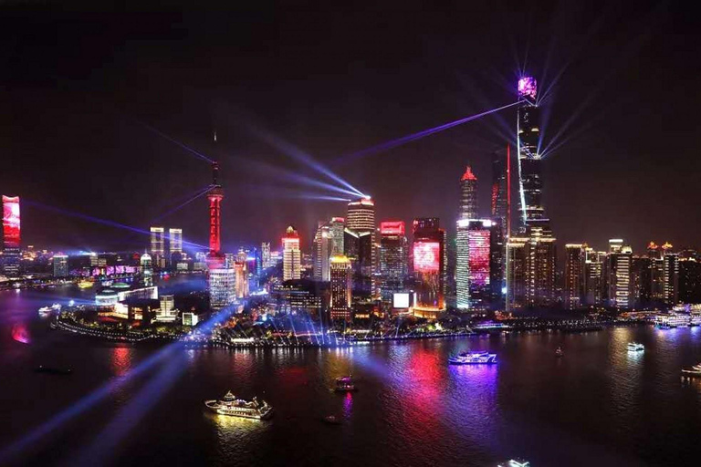 Incroyables lumières nocturnes de Shanghai : croisière sur le fleuve et transfert privé