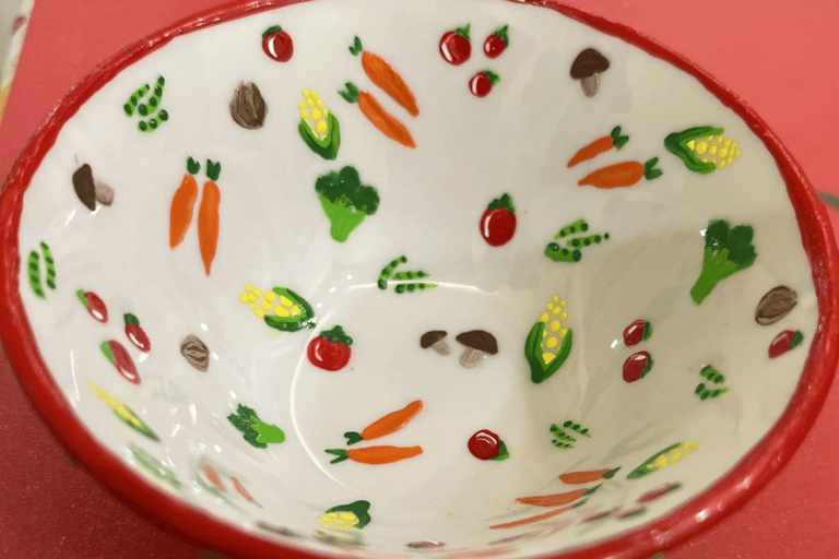 Brisbane CBD: 2H Ceramic Paint Class | Paint and Sip