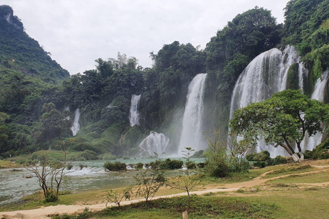 Vanuit Hanoi: 2-daagse Ban Gioc waterval tour - kleine groepGroepsreis: 1 persoon