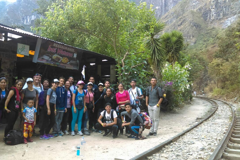 Cusco: Autobus do stacji hydroelektrycznej 6 godzin