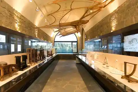 Museu Leonardiano e ingresso para o local de nascimento de Da Vinci