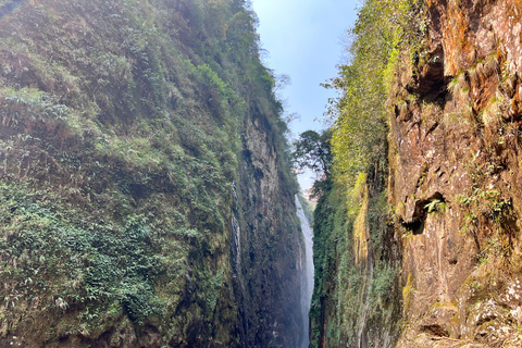 Sapa: Motorrad Tour zum Drgon Wasserfall