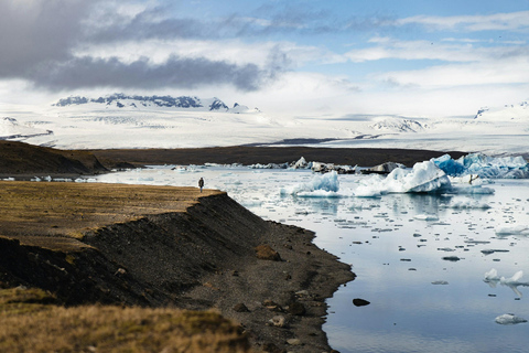 South Coast Private tour with Black Pizza & Glacier Hike