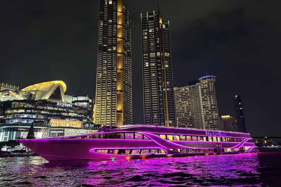Bangkok: Opulenz Luxus-Flusskreuzfahrt mit Getränken. Foto: GetYourGuide