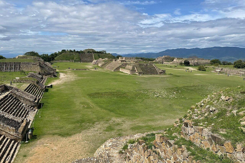 Oaxaca: Monte Alban, Alebrijes, & San Bartolo Tour