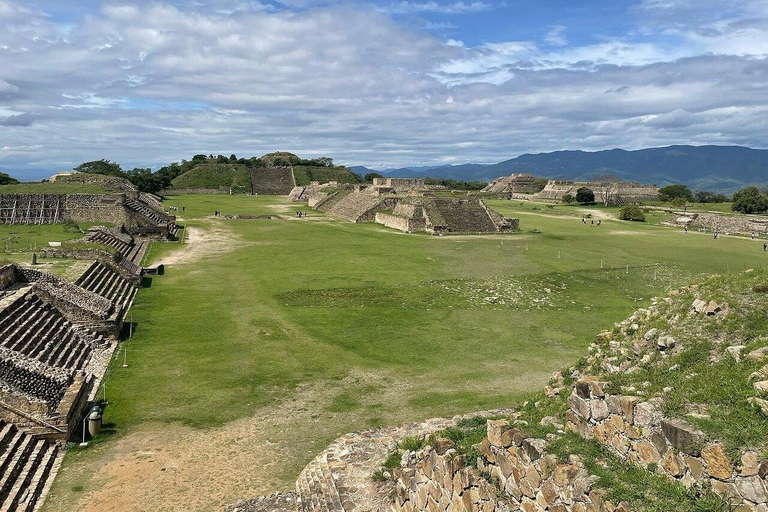 Oaxaca: Monte Alban, Alebrijes, & San Bartolo Tour