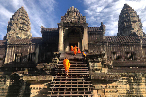 Angkor Wat Highlights Tour &amp; Sunset View