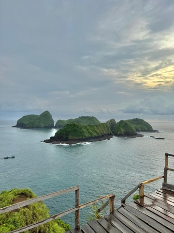 Banyuwangi: Island-Hopping, Snorkeling With Sunset Tour