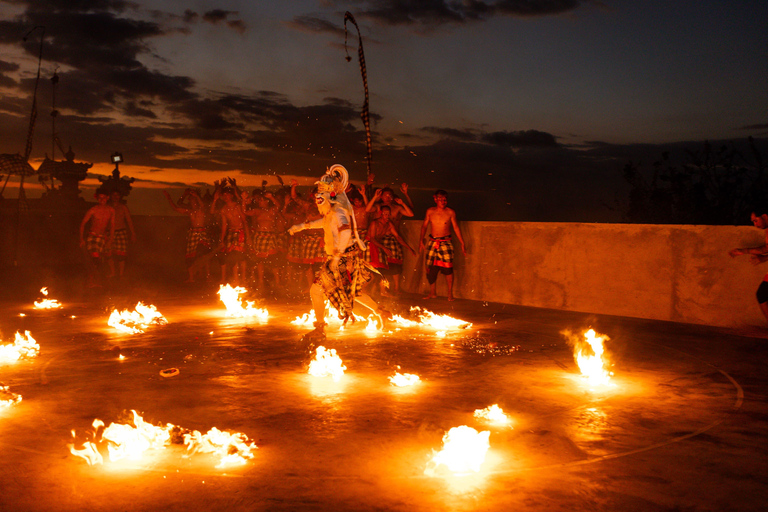Bali: Uluwatu Temple Tour & Kecak Dance at Karang Boma Cliff Shared Uluwatu Temple & Kecak at Karang Boma (Meet at Kuta)