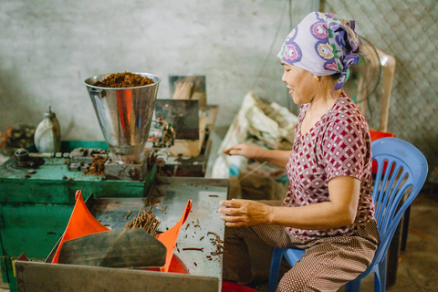 Hanoi: Silk Village Or Hat and Incense Village SMALL GROUP Afternoon: Hanoi Hat Village & Incense Village - SMALL GROUP
