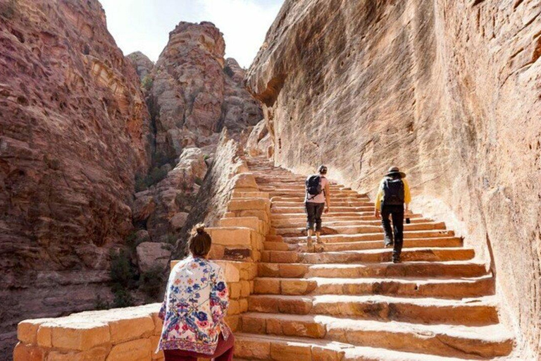 Amman: Dana to Petra 4-Day Trekking Adventure