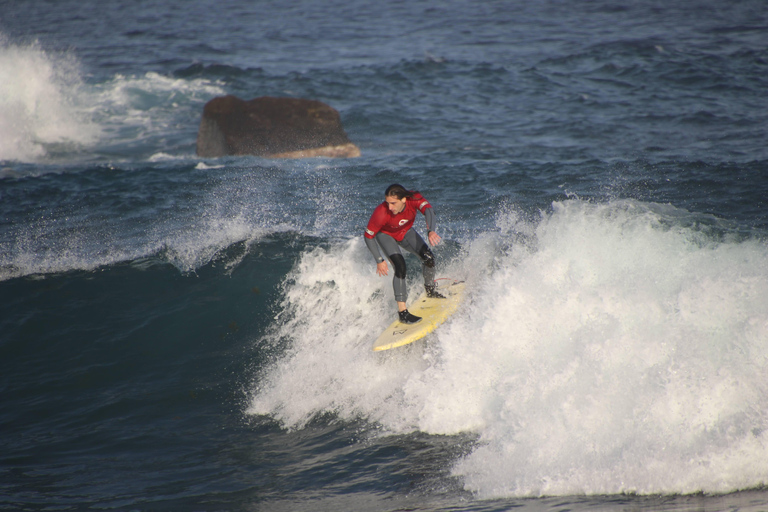Puerto de la Cruz: Have your first surfing experience at Playa Martiánez