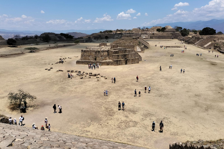 Van Oaxaca: Monte Albán Een reis naar de wieg van de Zapoteken