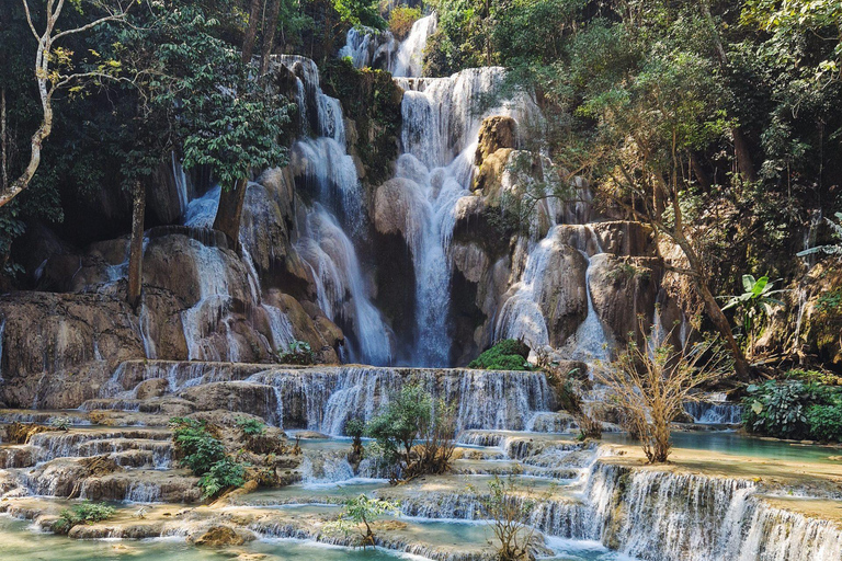 From Luang Prabang: 8-Day Laos Tour with Accommodation