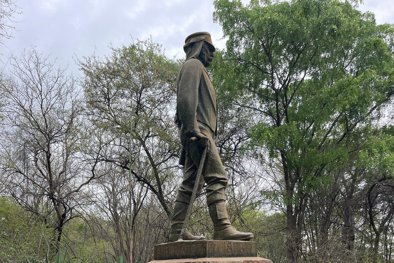 Zimbabwe & Zambia: Victoria Falls Tour with Guide and Lunch