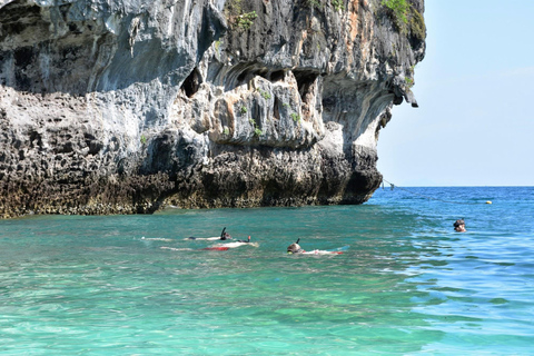 Krabi: odissea delle isole Hong e Paradise in motoscafoTour panoramico con kayak