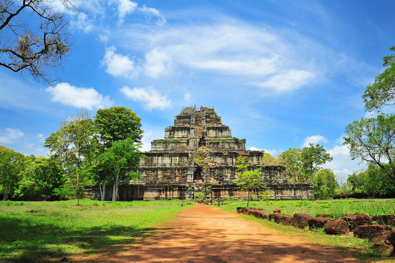 Från Siem Reap: Koh Ker och Beng Mealea Privat dagsturDelning av turné