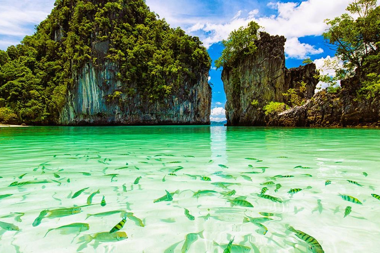 Passeio de barco particular pela ilha de Krabi HongPasseio pela ilha de Krabi Hong em um barco particular de cauda longa