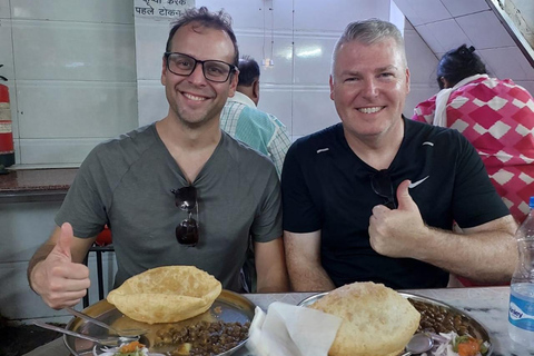 Old Delhi Street Food en Spice Market TourOud Delhi culinaire tour en specerijenmarkten