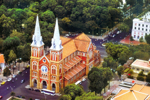 Stadsvandring i Saigon på morgonen med bil