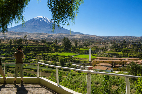Arequipa: 4-Hour Panoramic City Bus Tour with Volcano Views