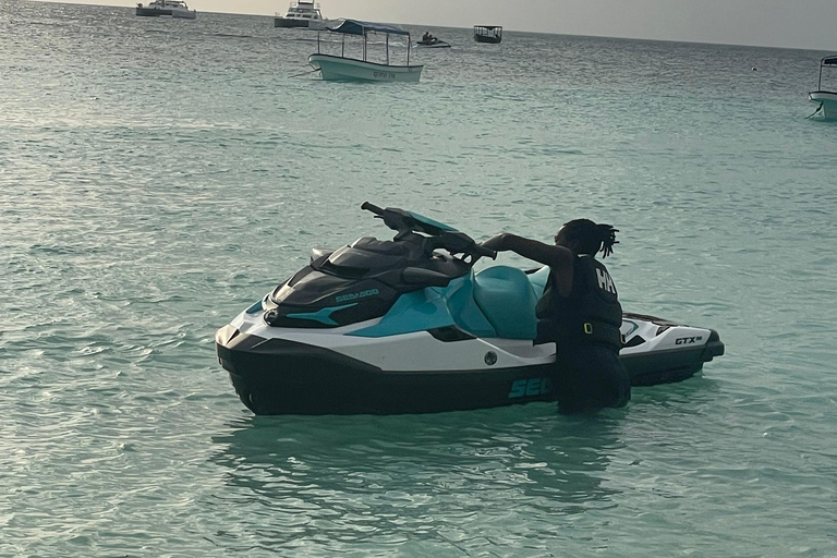 Zanzibar water sports happy hour: jet ski -soufa-kaiak