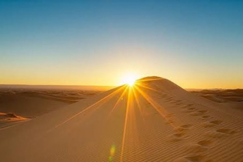 From Marrakech: 3-Day Sahara Desert & Luxury Camp Tour Private 3-Day Sahara Tour with Luxury Camp (Comfort)