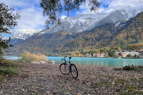 Interlaken: Excursión en bici con ríos, lagos y chocolate caliente