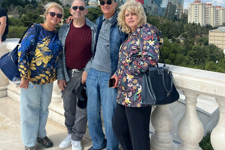 巴库：老城漫步和观光之旅巴库：老城区漫步和观光之旅