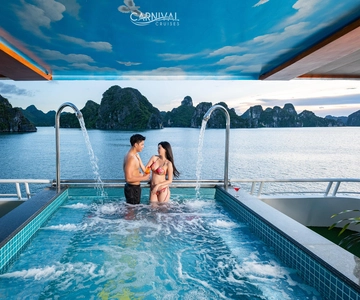 Halong Bay: Luxury Day Cruise, Caves, Kayak & Buffet Lunch