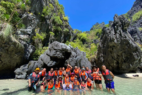 El Nido : Circuit dans les îles A avec kayak sur le Big LagoonBATEAU PRIVÉ