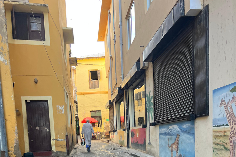 Mombasa: Fort Jesus, Old Town, and Spice Market Tour
