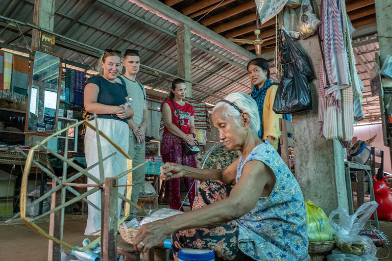 Phnom Penh: Silk Island & Sunset Cruise include drinks Vespa Option + English Guide