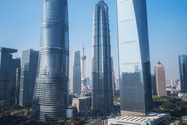 Shanghai: Full-Day Private Tour, Skyscrapers & Old Town Private Tour with Spanish-Speaking Tour Guide