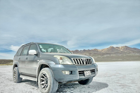 Arequipa: Escale o cume do vulcão Chachani em um dia inteiroArequipa: Escalada de dia inteiro ao cume do vulcão Chachani