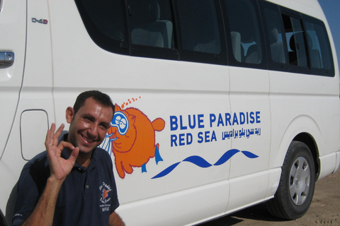 Hurghada: Luxury Red Sea Cruise with Snorkel, Dive & Buffet Snorkeling with Lunch & Transfers