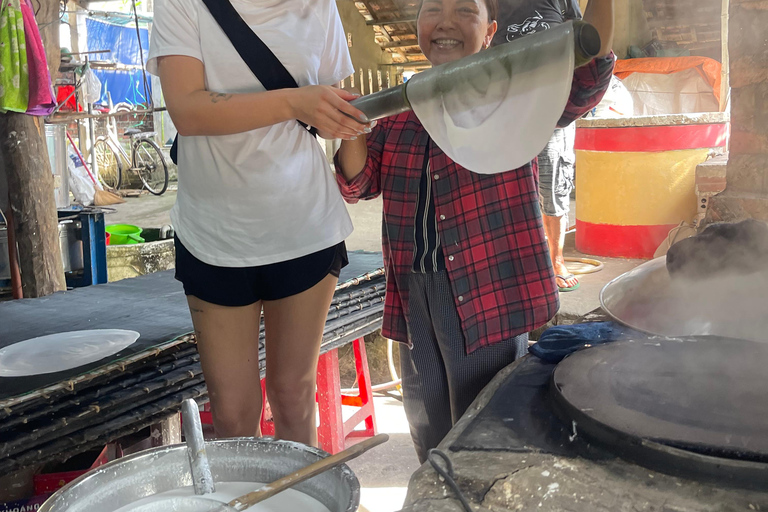 Hoi An: My Son Ruinen; Bus-Boot-Kulturschau-Mittagessen-Guide