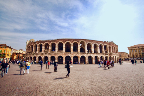 Från Venedig: heldagstur till Verona och AmaroneFrån Venedig: Privat heldagstur till Verona och Amarone