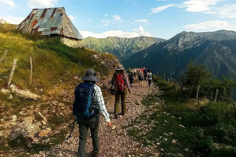 From Sarajevo: Hiking Tour to Lukomir Village From Sarajevo: Private hiking tour to Lukomir Village