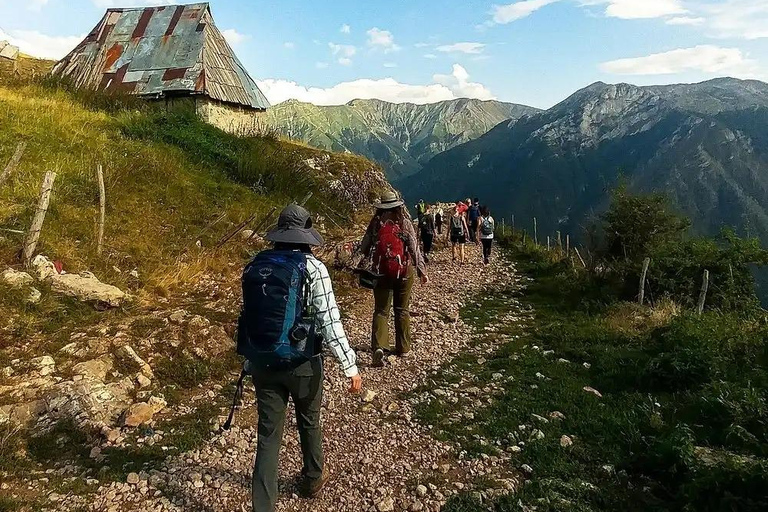 From Sarajevo: Hiking Tour to Lukomir Village From Sarajevo: Private hiking tour to Lukomir Village