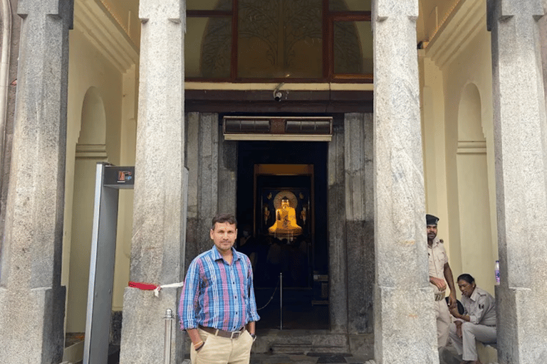 Varanasi: Bodhgaya Day Trip with Guide and Hotel Drop-off