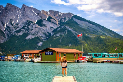 Banff with Gondola, Minnewanka Cruise, Hot Spring & 3 Lakes