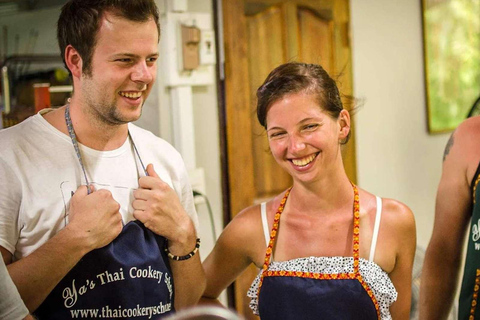 Krabi: Ya Thai evening Cooking Class with Transfer in Aonang Set Menu C